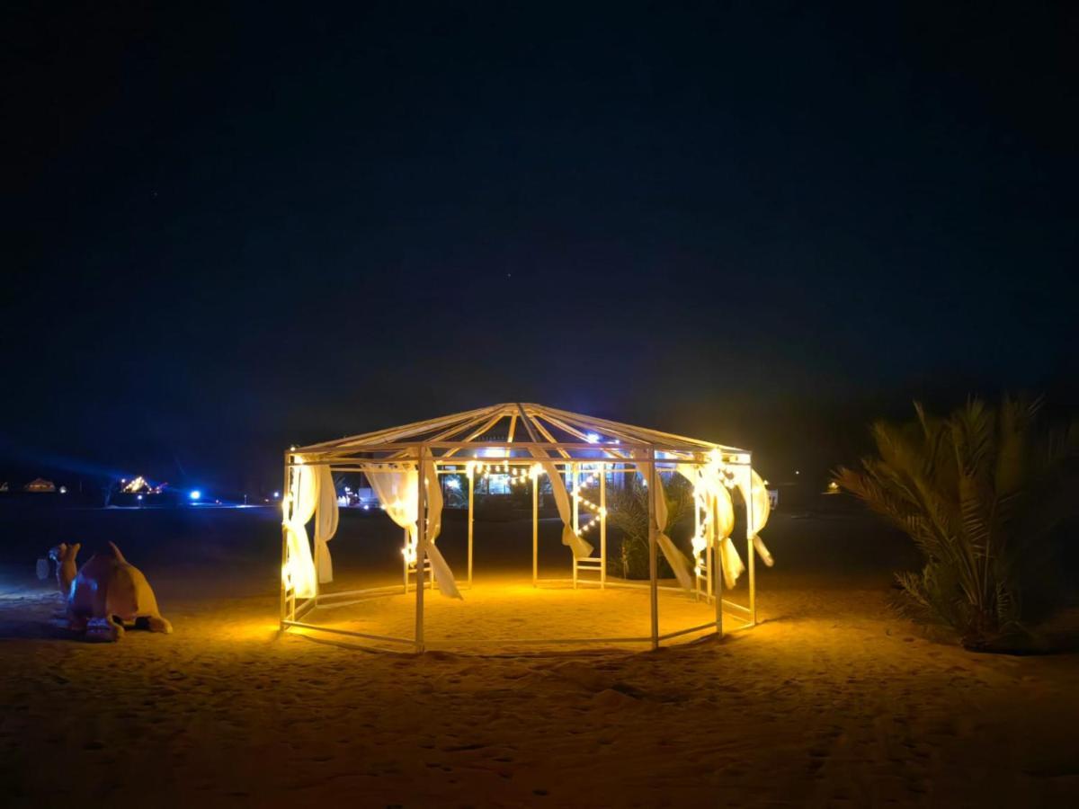 Safari Desert Camp Shāhiq Eksteriør bilde