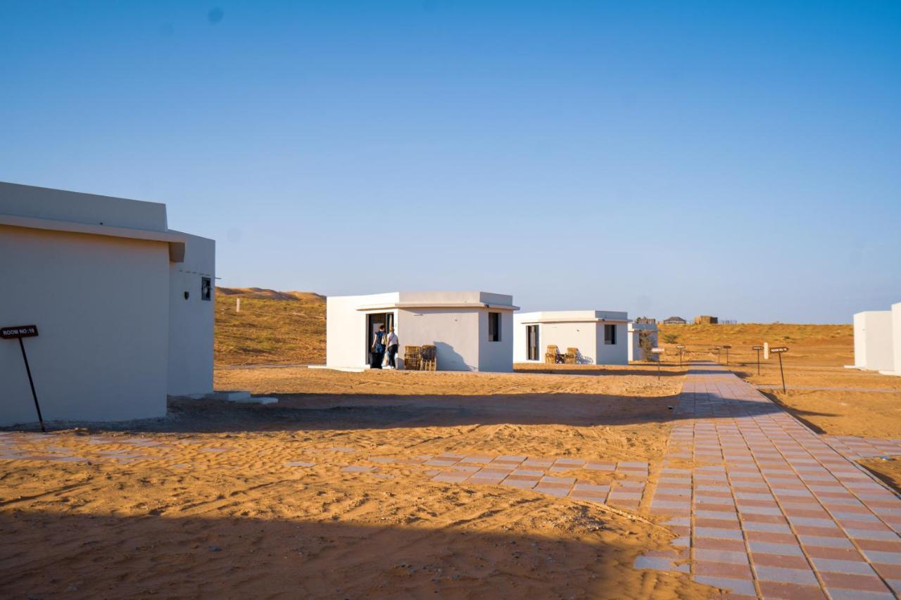 Safari Desert Camp Shāhiq Eksteriør bilde