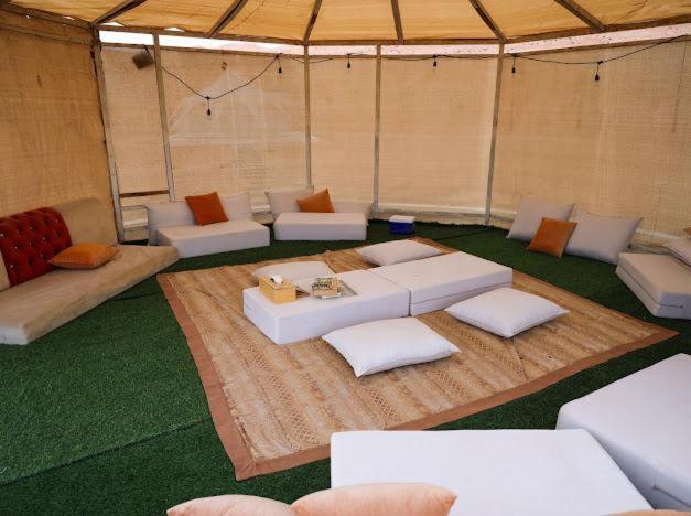 Safari Desert Camp Shāhiq Eksteriør bilde